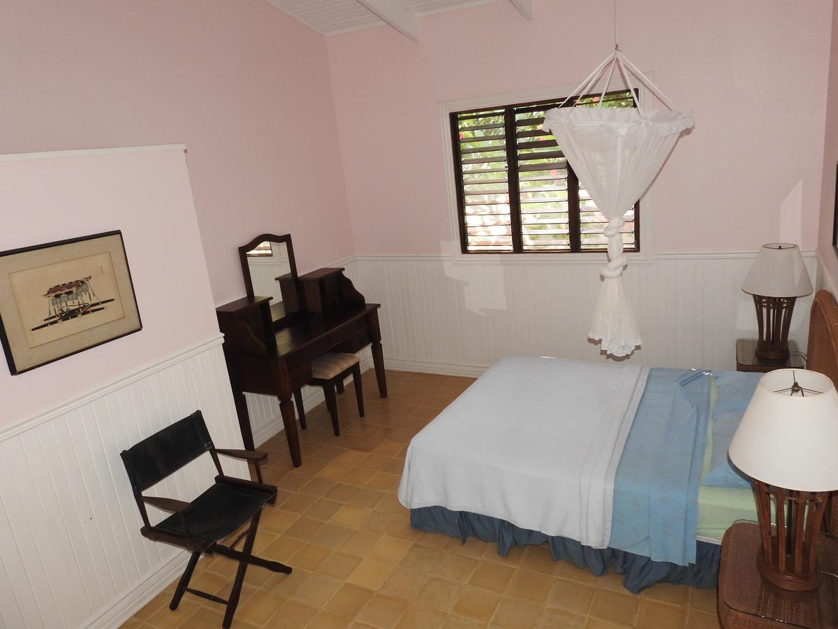 Playa Negra Guesthouse Cahuita Buitenkant foto