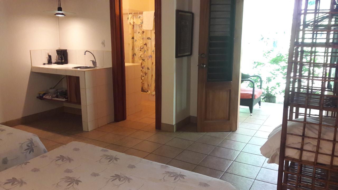 Playa Negra Guesthouse Cahuita Buitenkant foto